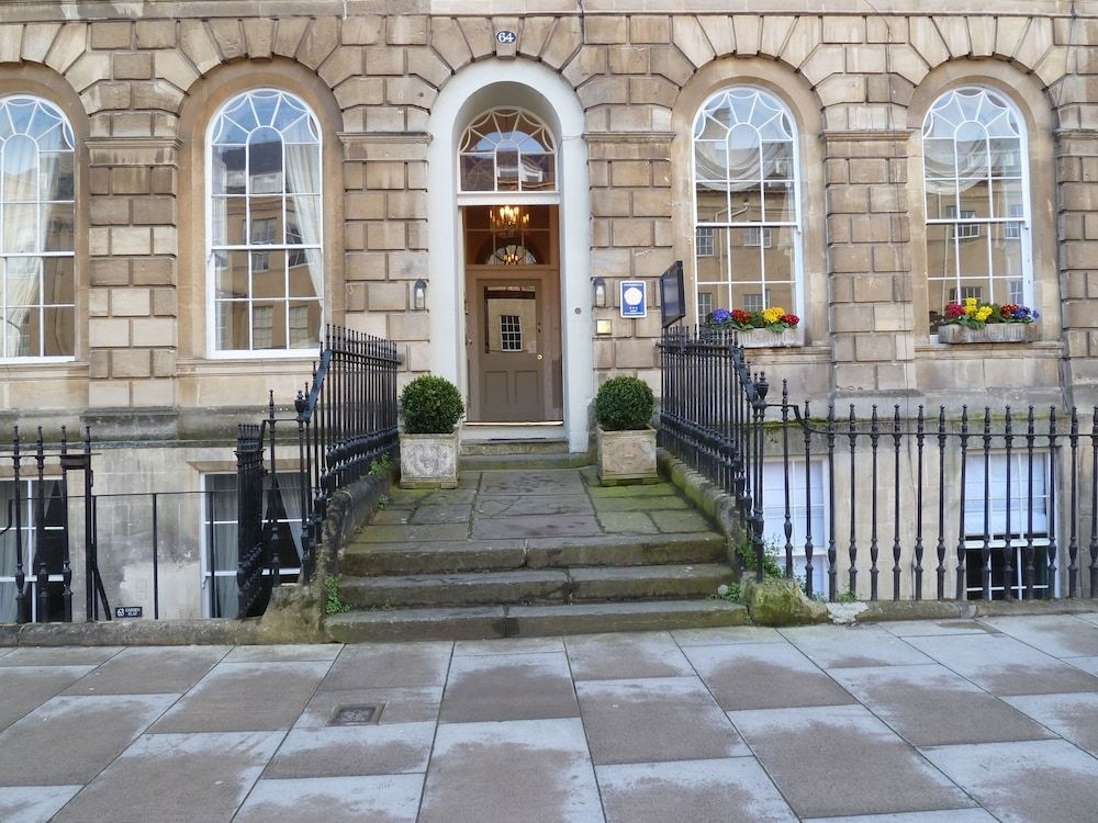 Edgar Townhouse4