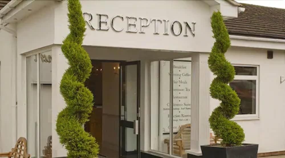 Exeter Court Hotel2