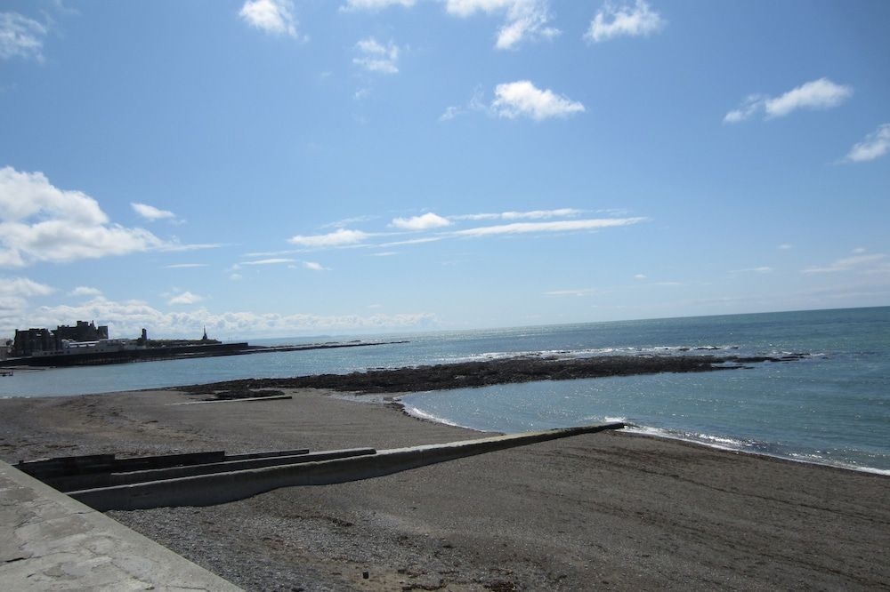 The Glengower Hotel4