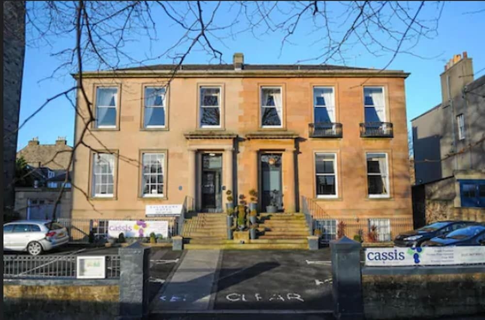The Salisbury Hotel0