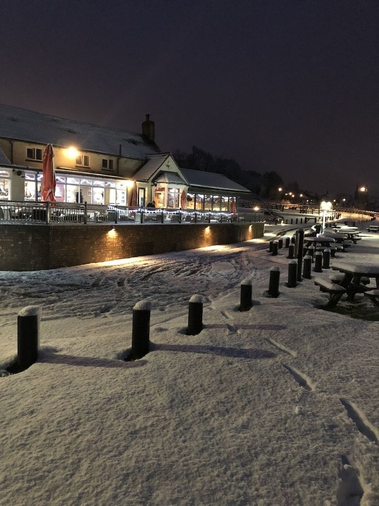 Half Moon Jackfield3