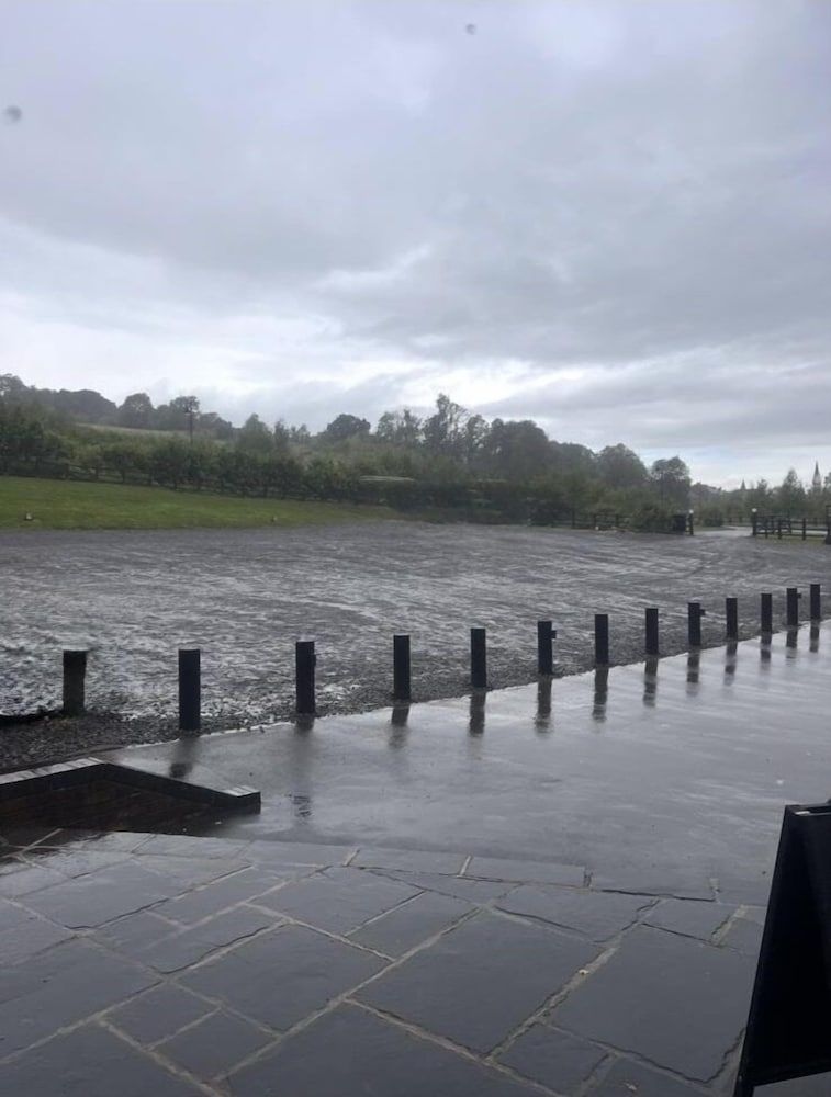 Half Moon Jackfield0