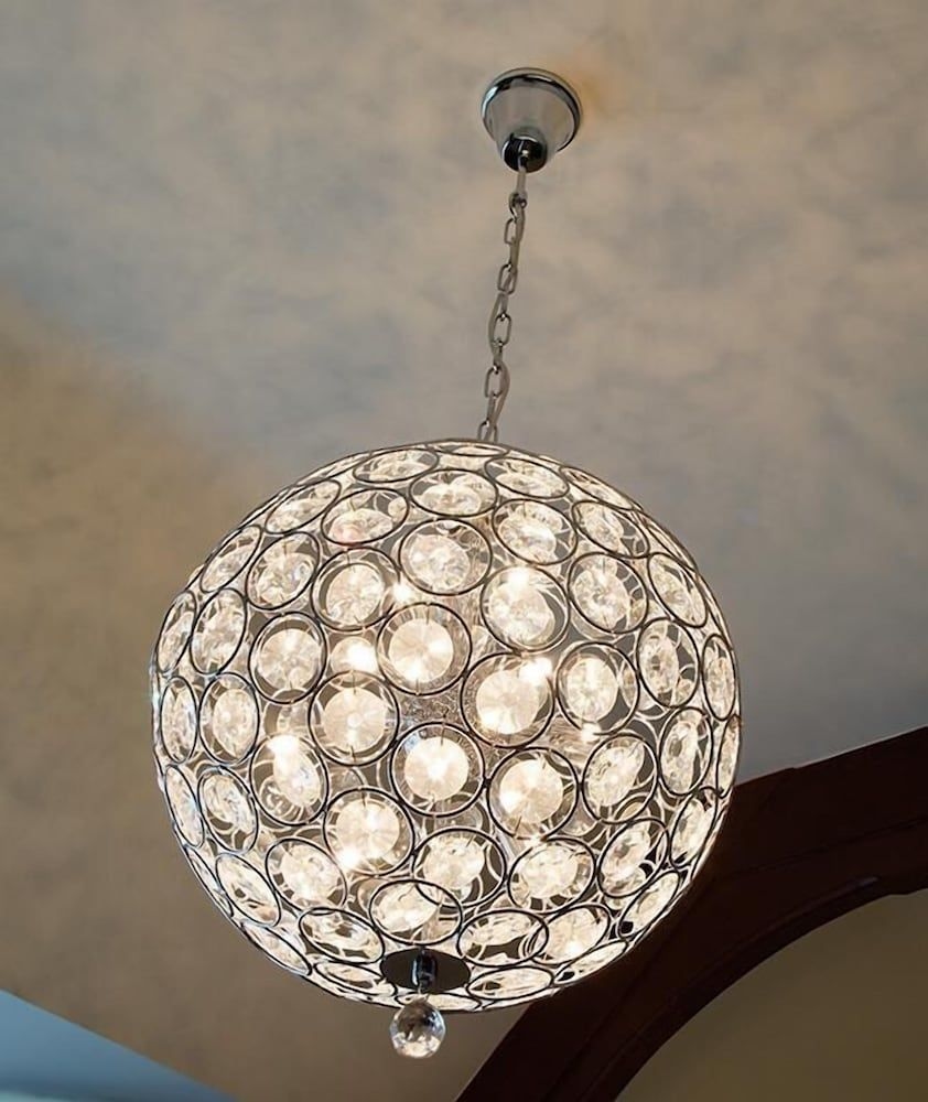 The Hare & Five Hounds Hotel4