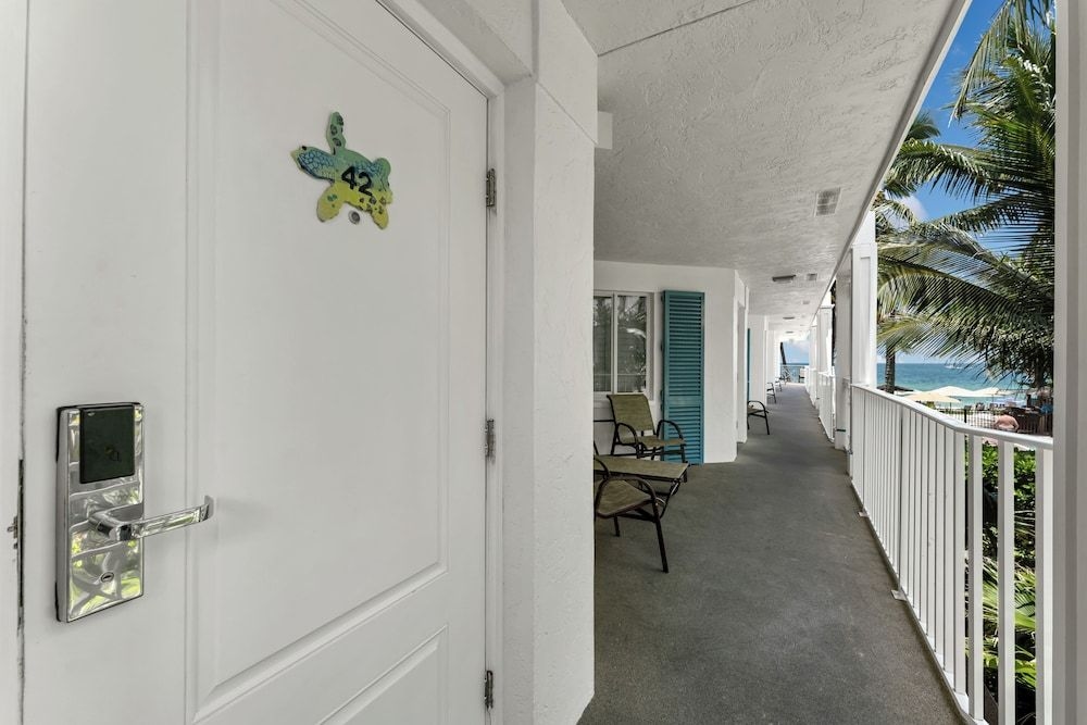 Vanderbilt Beach Resort0