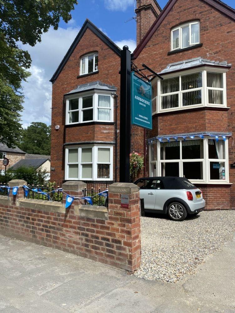 Ashbourne House1