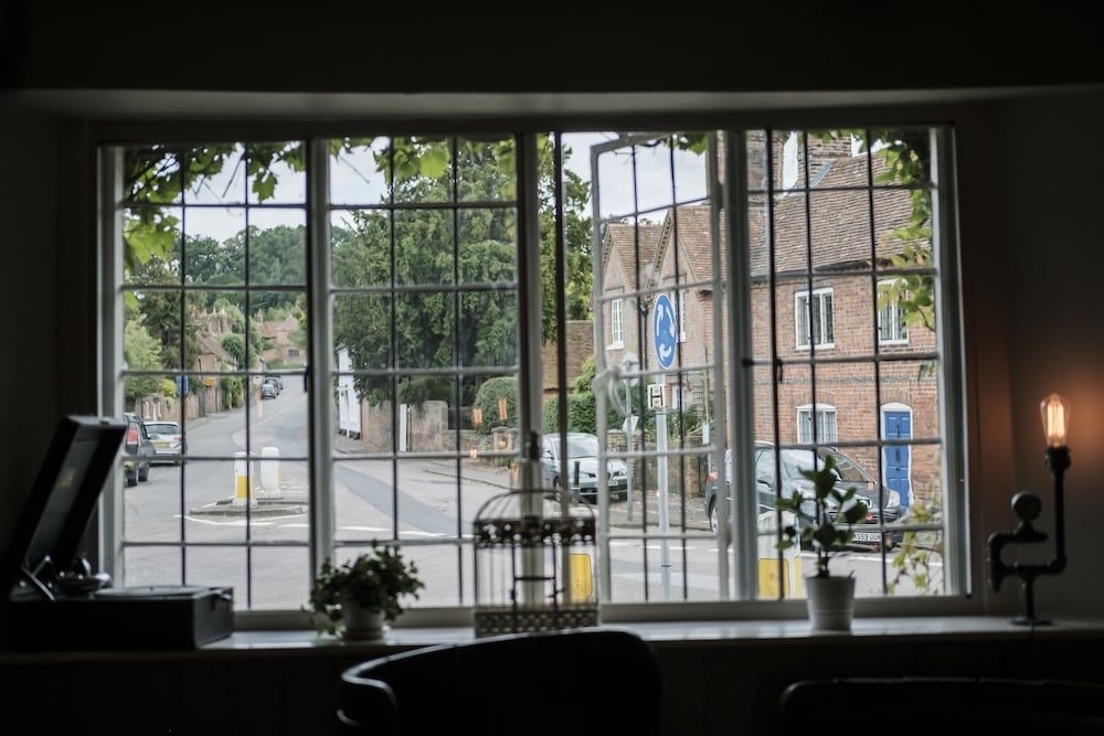 Hinds Head Hotel1