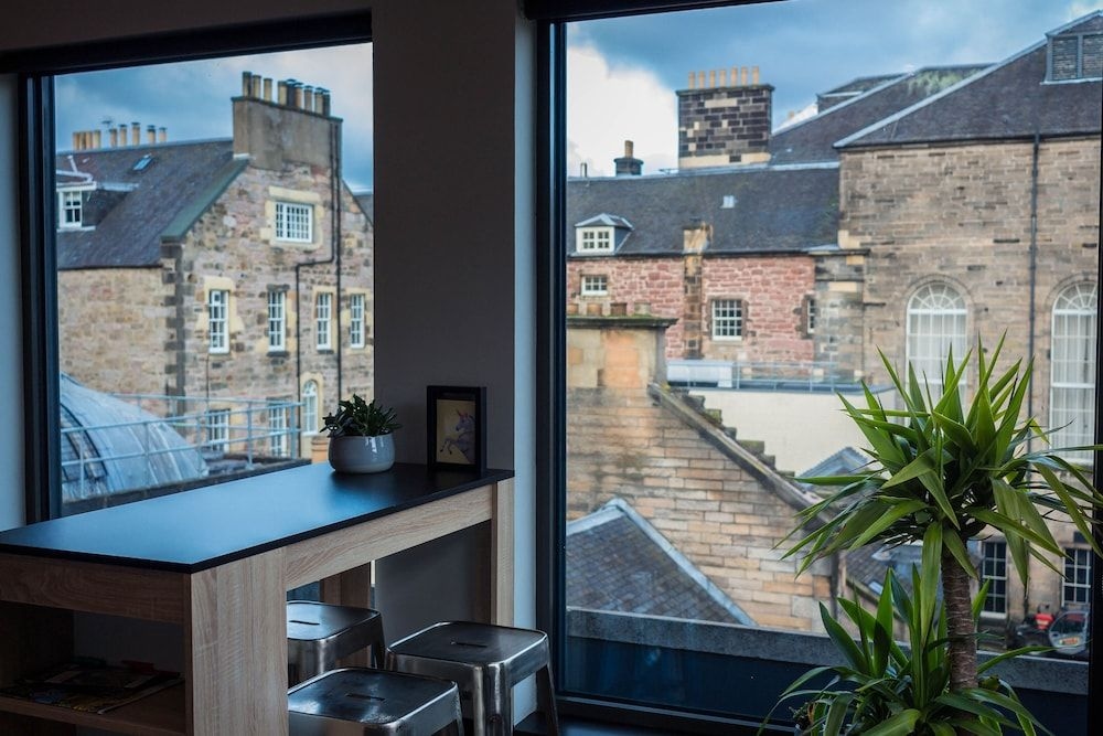 CODE Hostel Edinburgh0