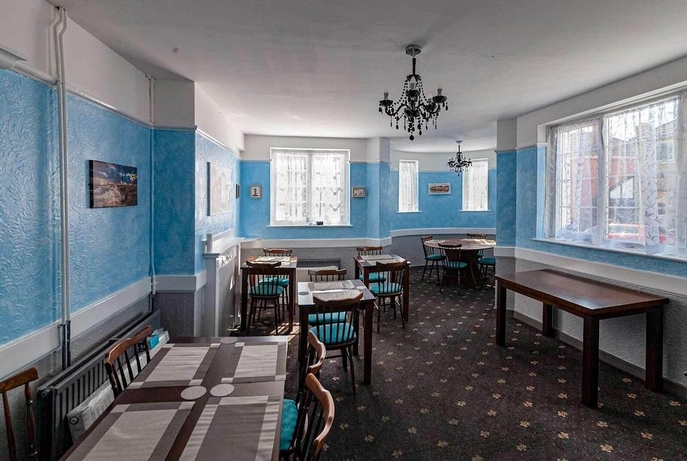Old Castle Hotel2