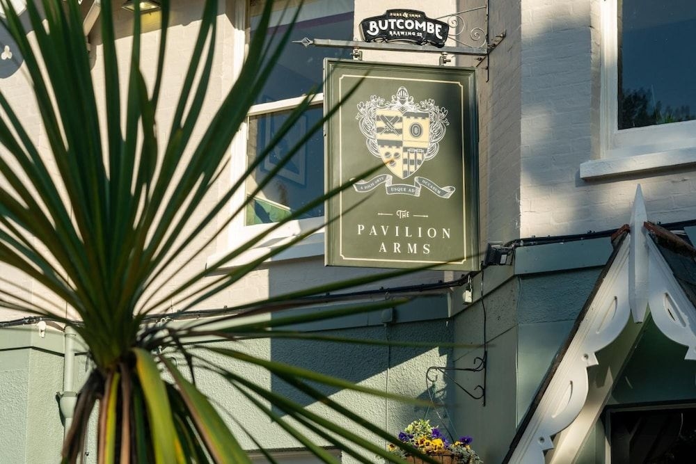 Dean Park Inn1