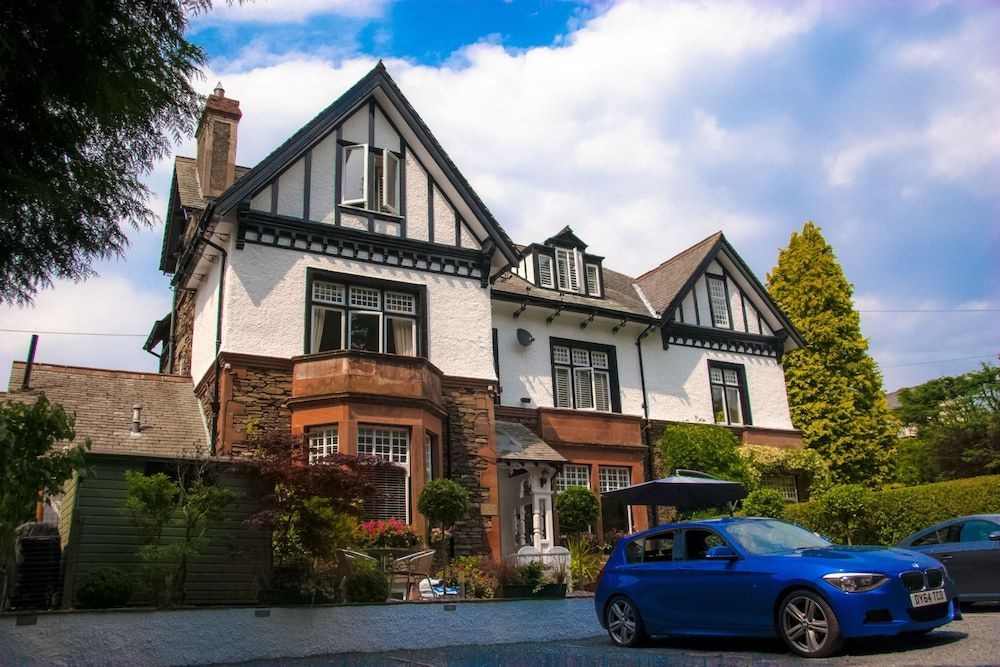 Dene House1