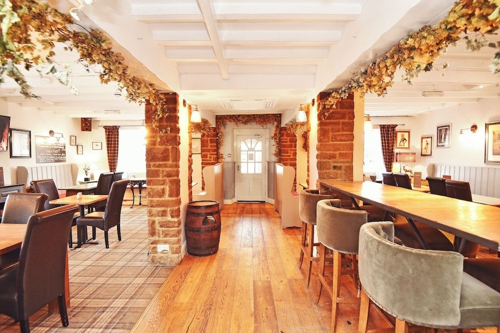 เดอะ เชเคอร์ส อินน์ (The Chequers Inn)4
