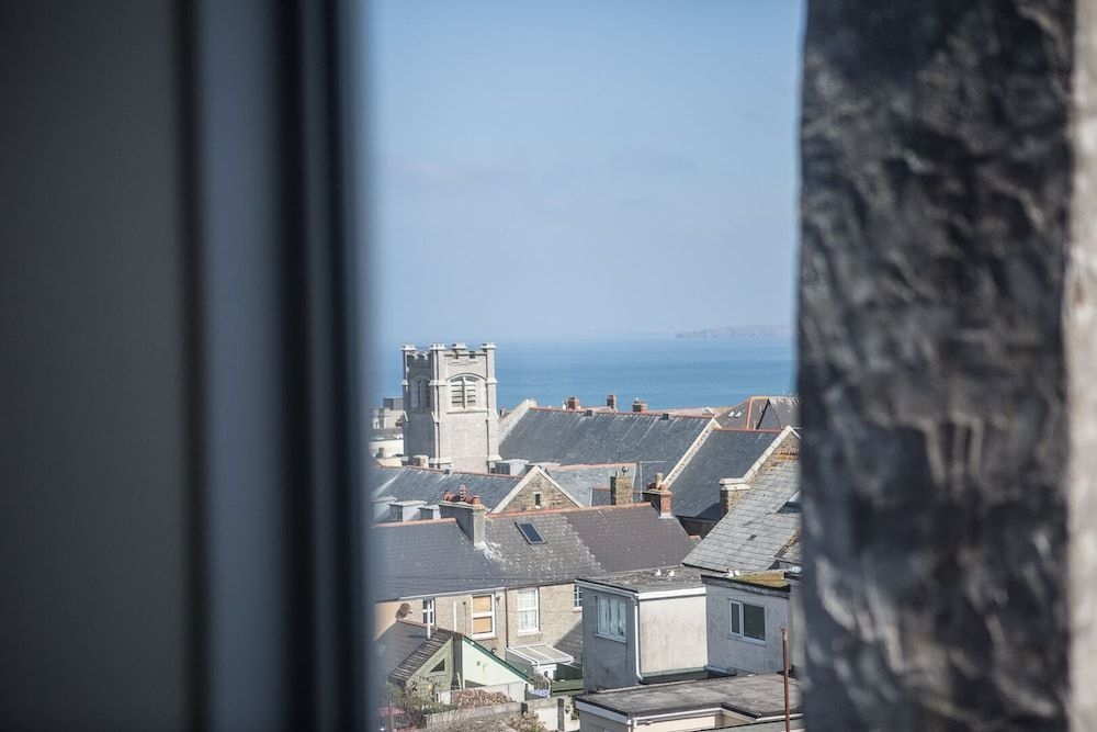 St Breca0