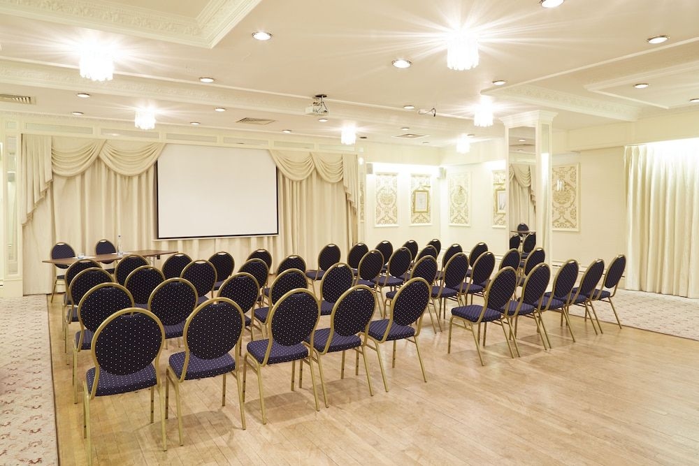 Tlh Leisure Resort Carlton3