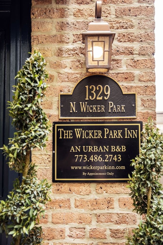 Wicker Park Inn3