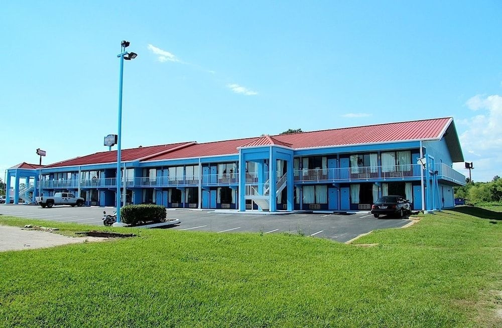 Wind Chase Inn0