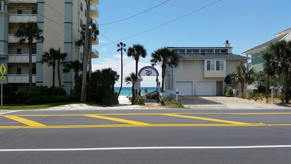Sun-n-Sand Motel2