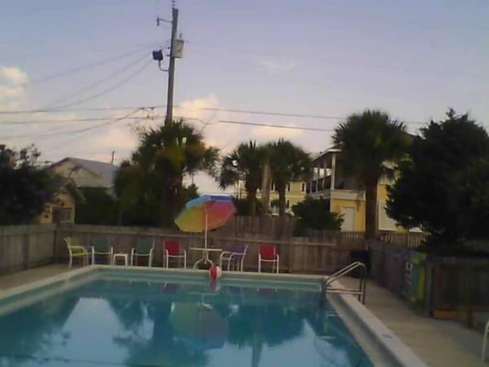 Sun-n-Sand Motel4