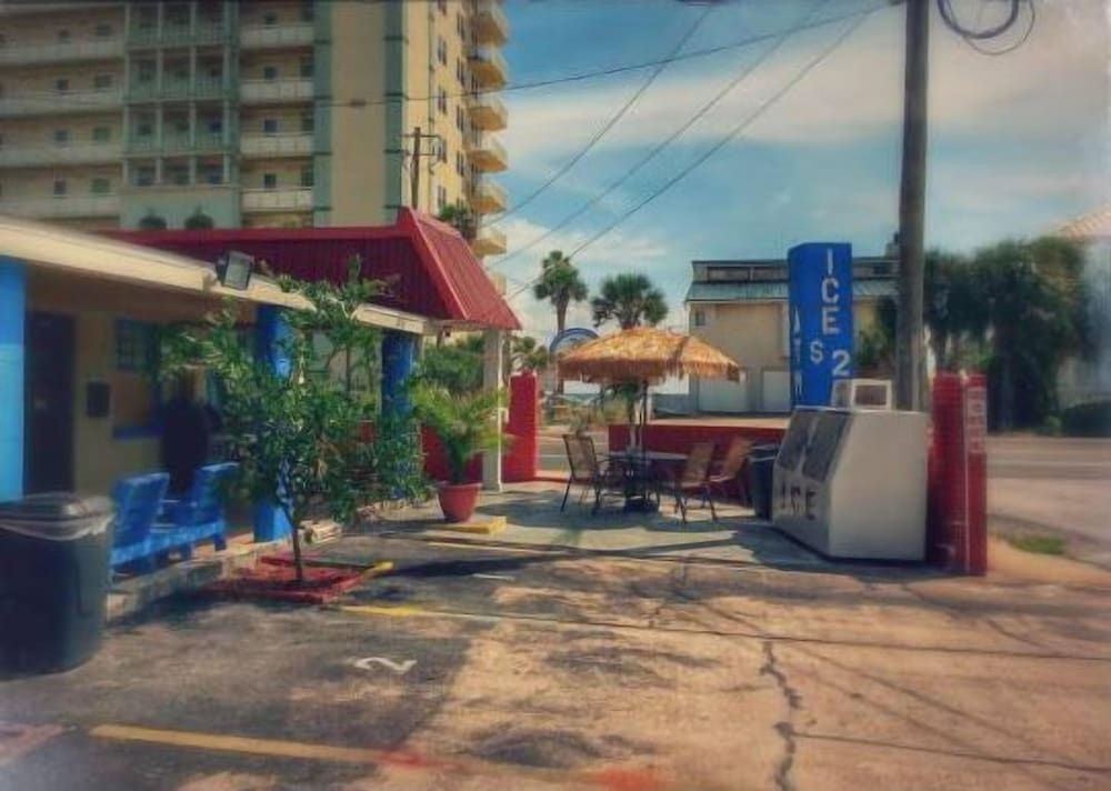 Sun-n-Sand Motel1