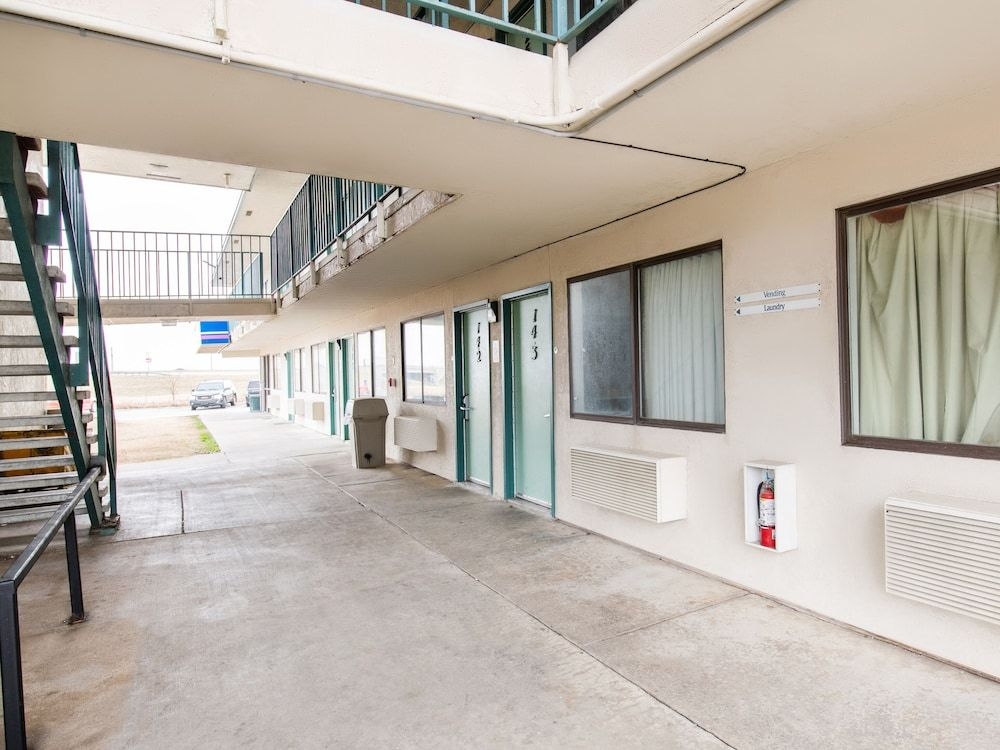 Motel 6 Tulsa West4