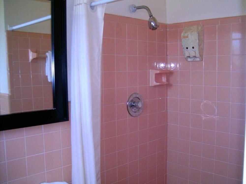Budget Inn Okeechobee3