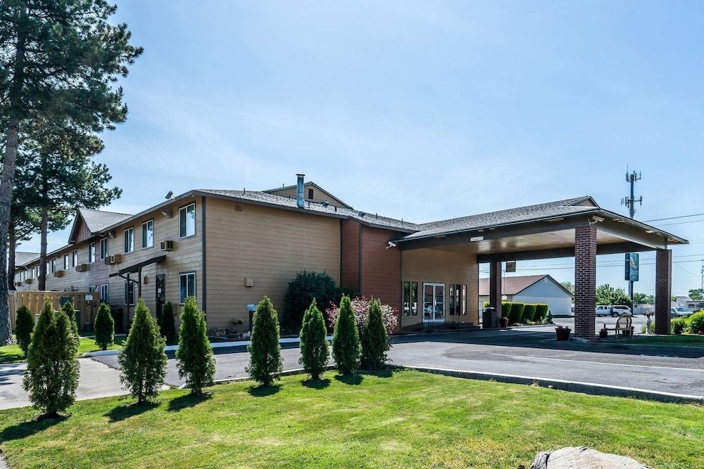 Quality Inn1