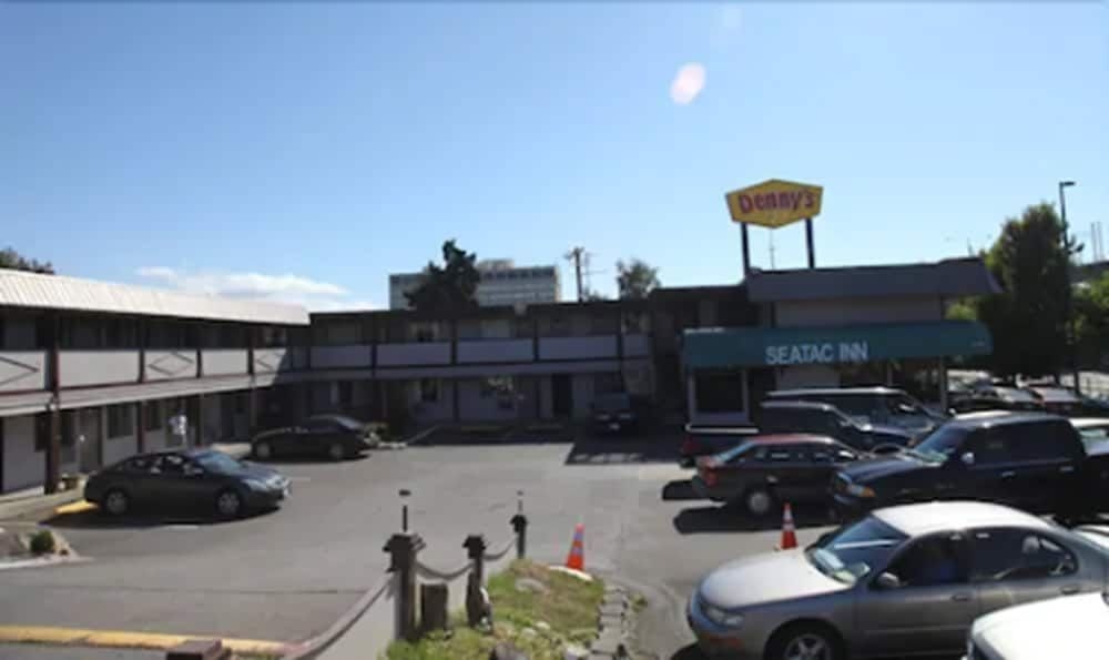 Seatac Inn0