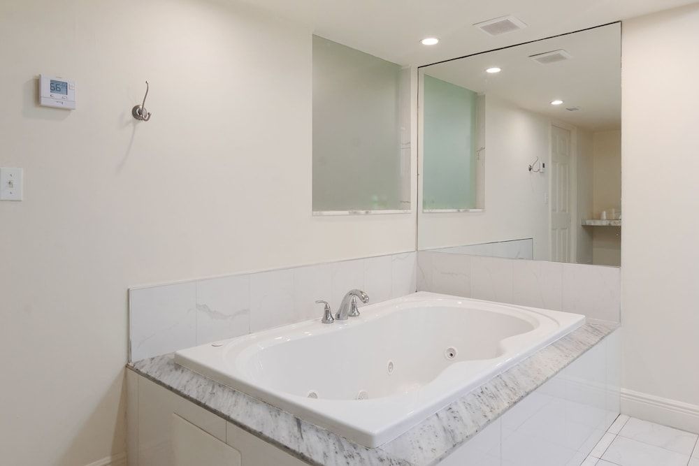 Wishes Hotel Coral Gables3