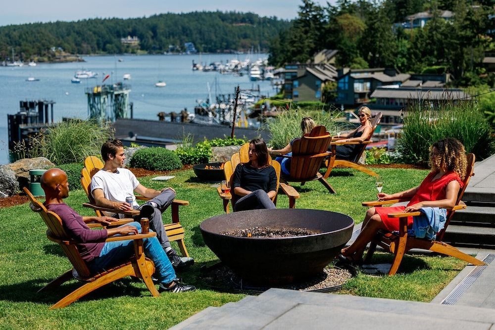 Friday Harbor House4