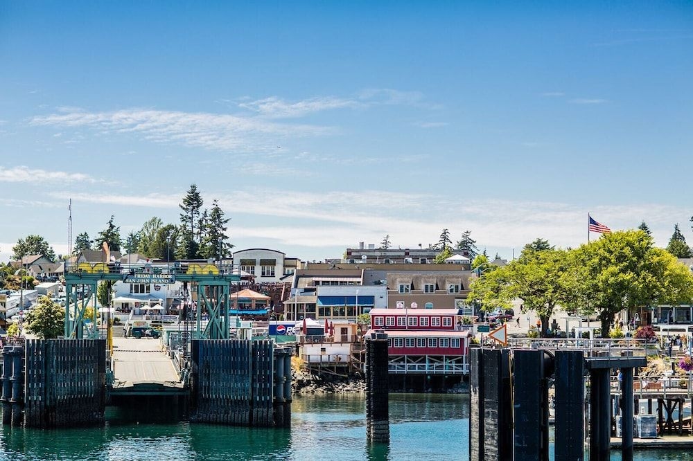 Friday Harbor House1