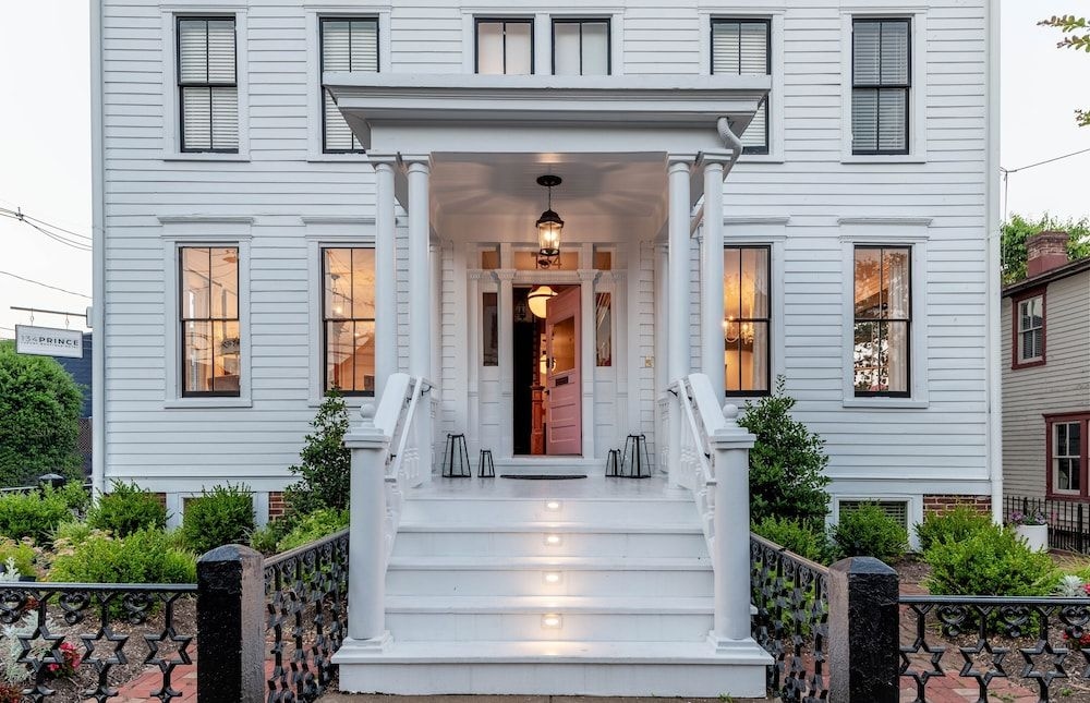 Academy Bed & Breakfast1