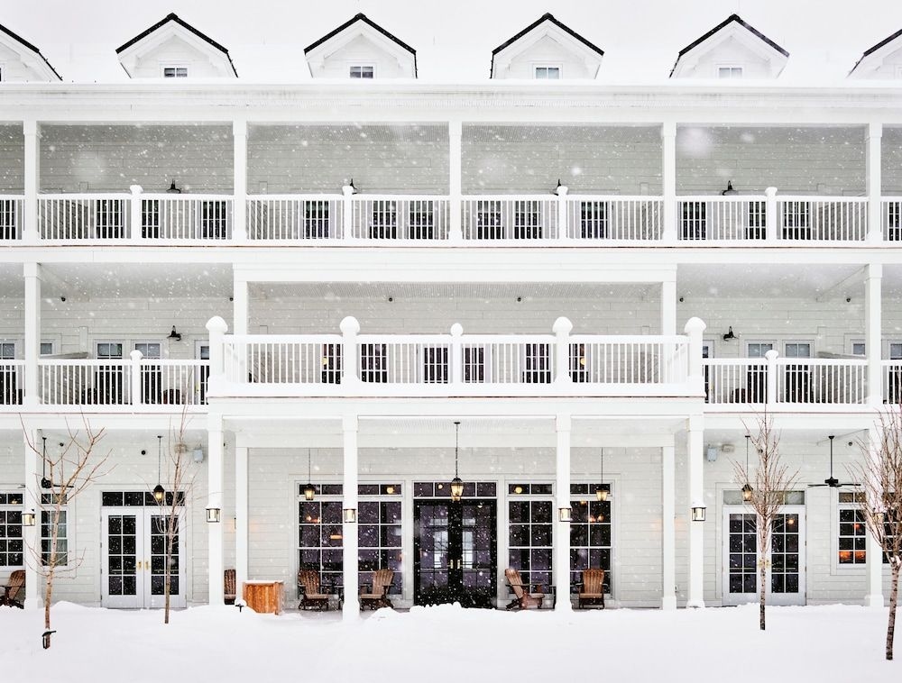 The Inn on the Lake3