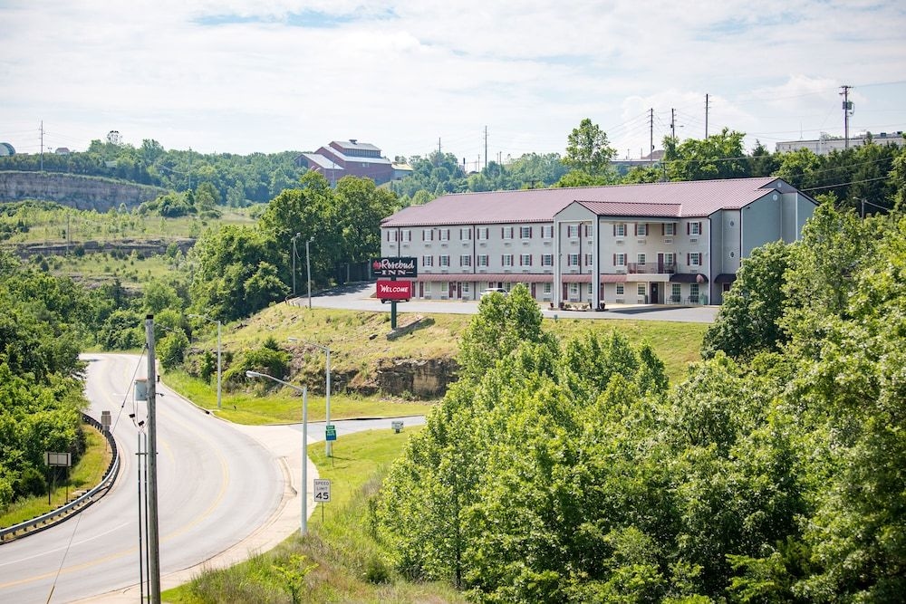 Rosebud Inn1