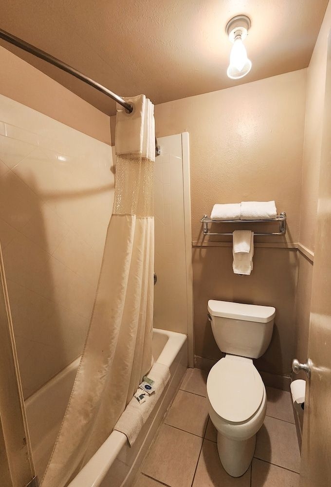 Americas Best Value Inn2