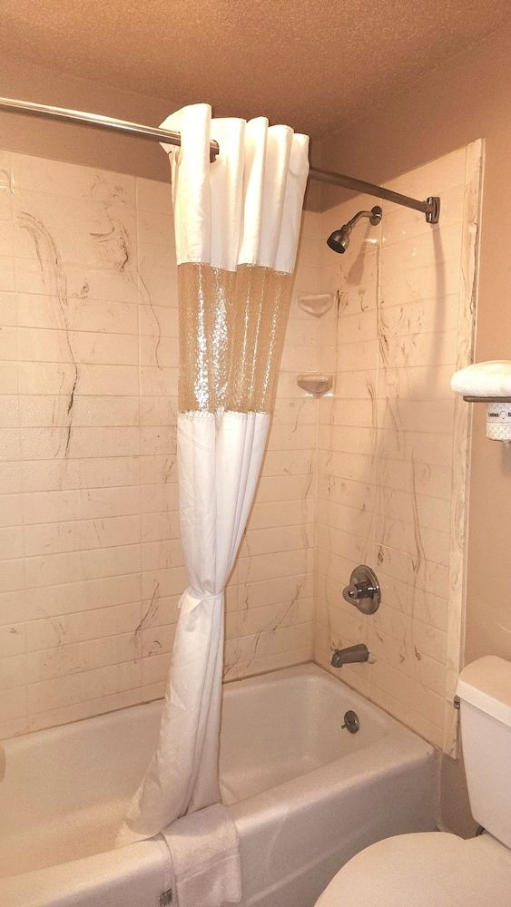 Americas Best Value Inn1