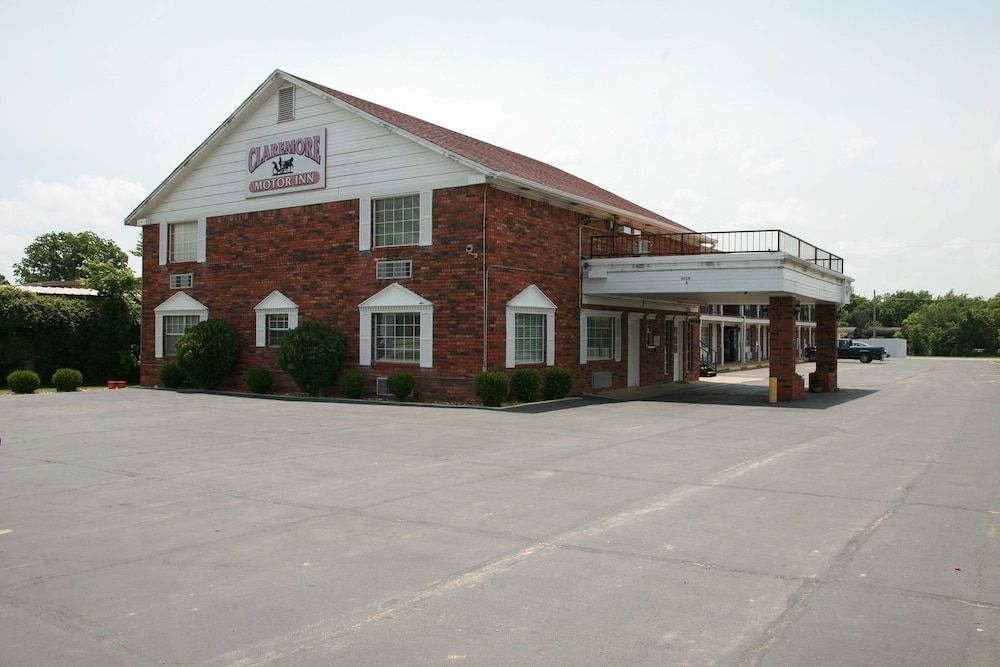 Claremore Motor Inn1