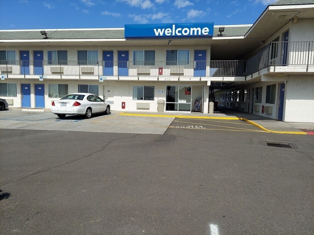 Motel 6 Pendleton0