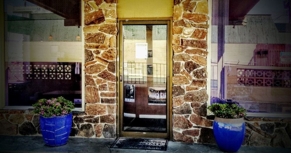 Cedars Inn Lewiston4