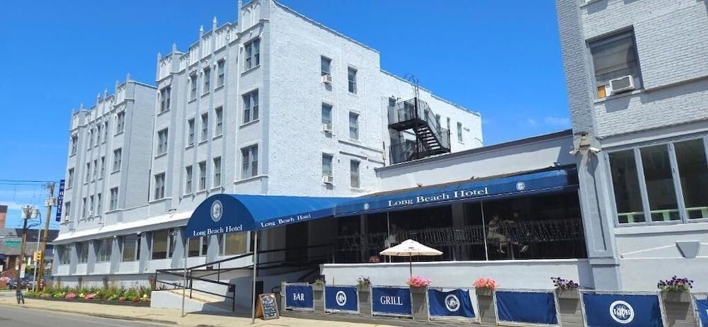 Long Beach Hotel2