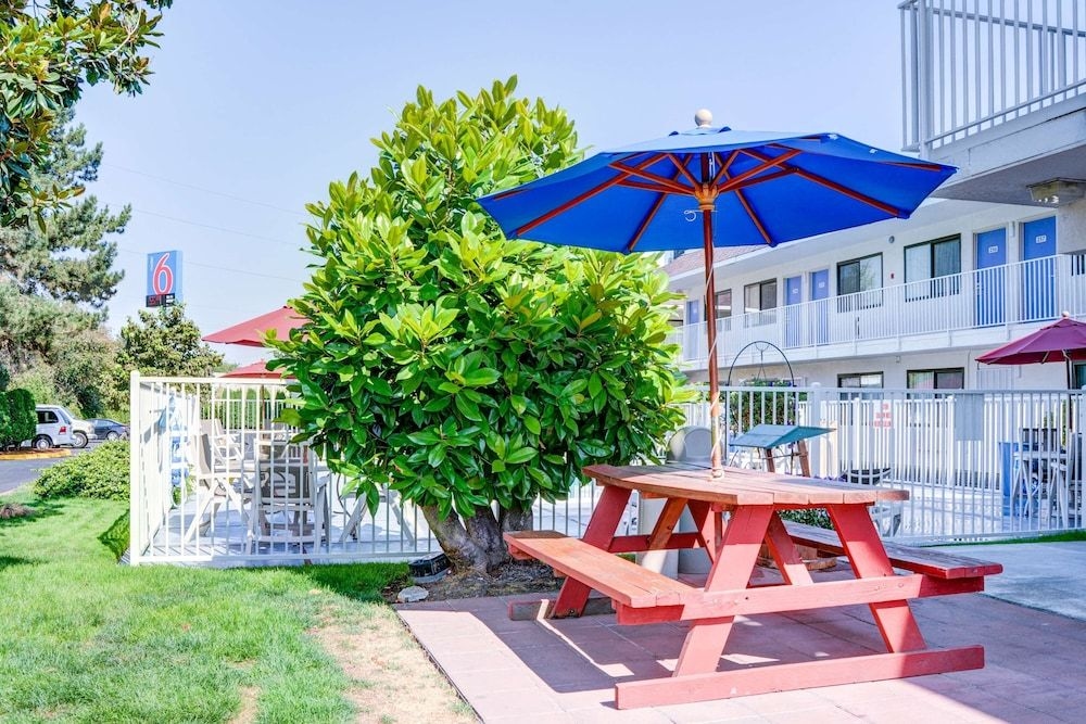Motel 6 Eugene North - Springfield1