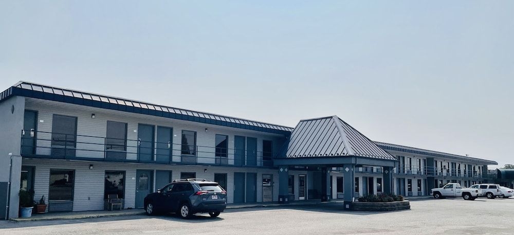 Rogers Inn4