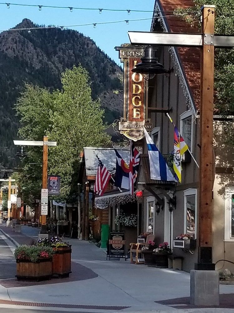 Frisco Lodge3