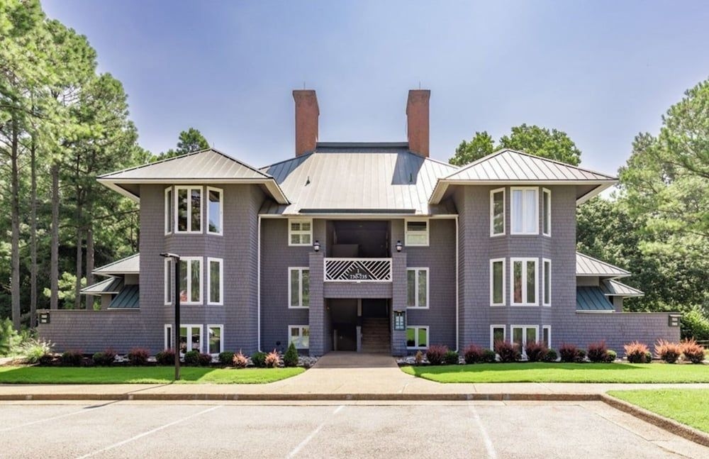 KINGSMILL RESORT PREFERRED HOTELS AND RESORTS0