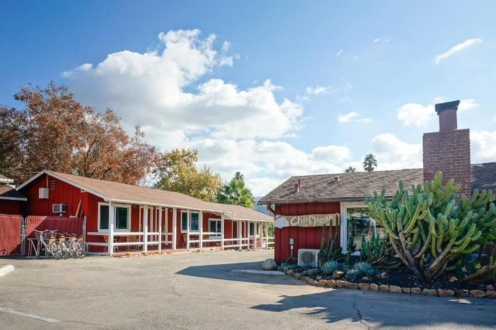 OJAI RANCHO INN3