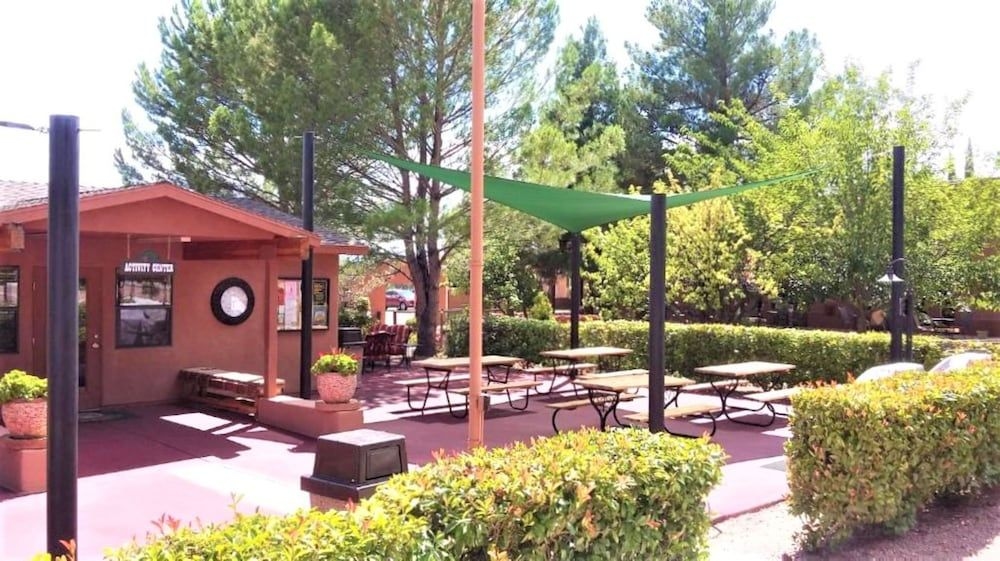 Sedona Pines Resort3