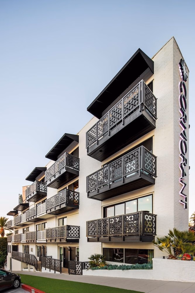 La Jolla Inn2