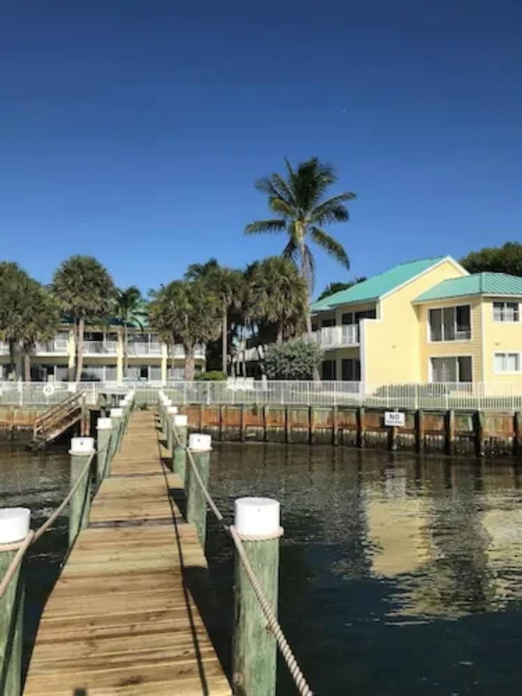 Jupiter Waterfront Inn1