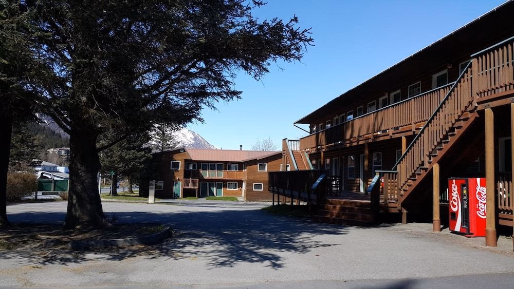 Harborview Inn0