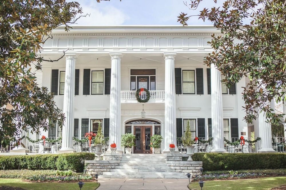 1842 INN1