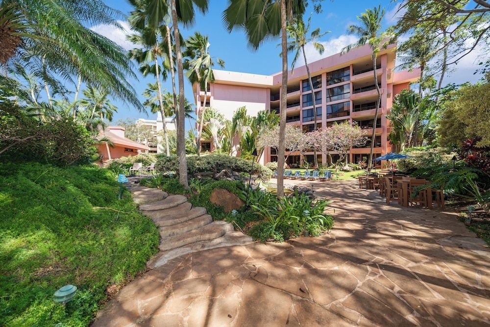 Kahana Falls Resort3