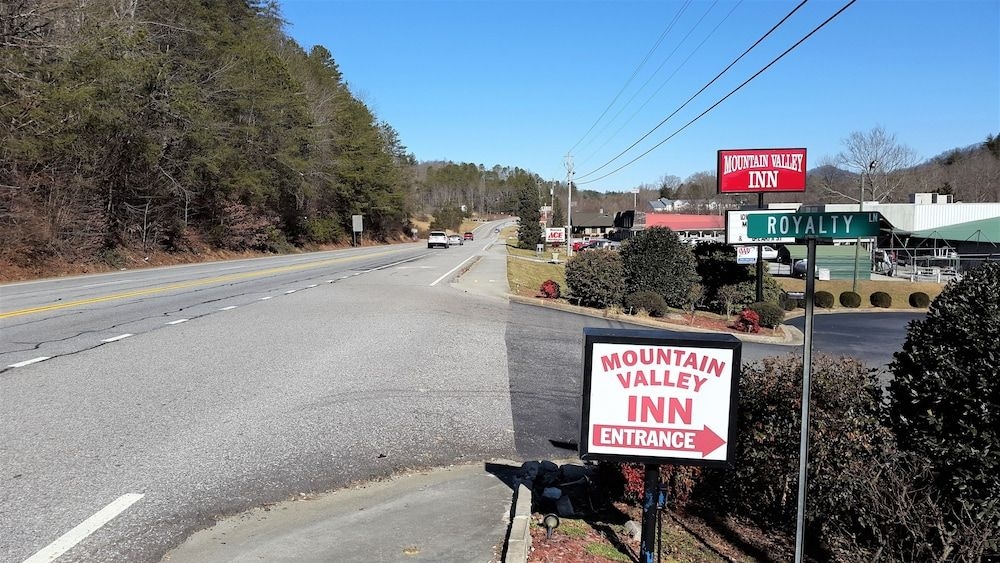 Mountain Valley Inn Dillard2